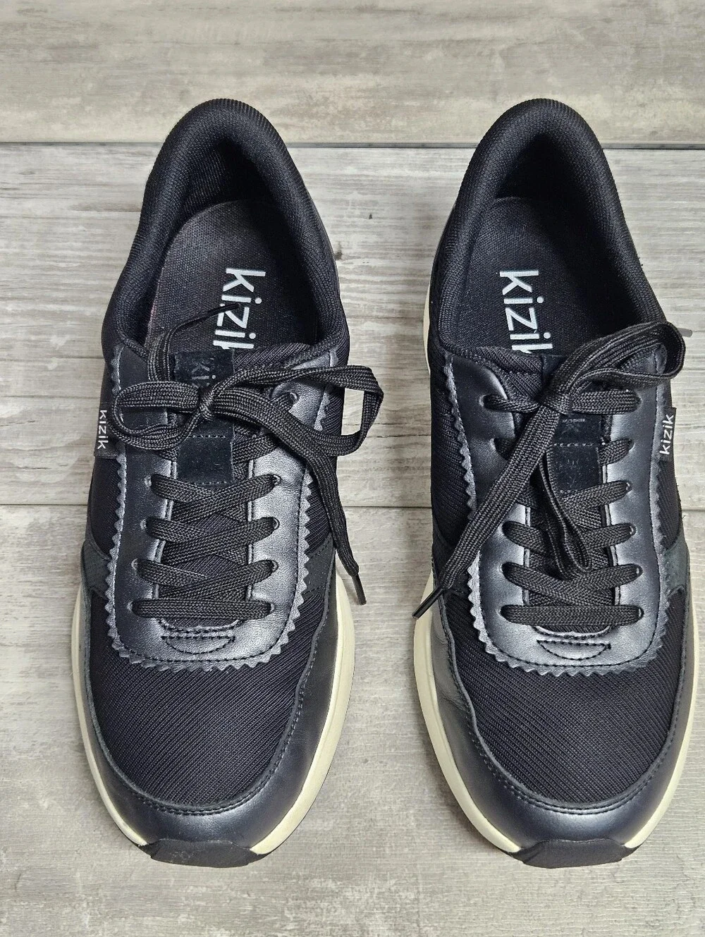 Kizik Paris Black/Pristine Leather Hands-Free Sneakers Womens 9